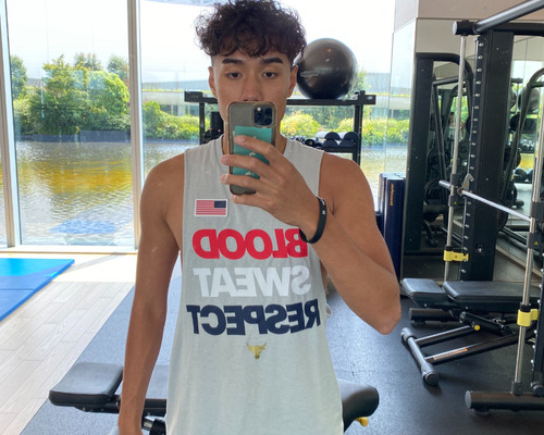 多治見トレーナーのトレーニング中の写真