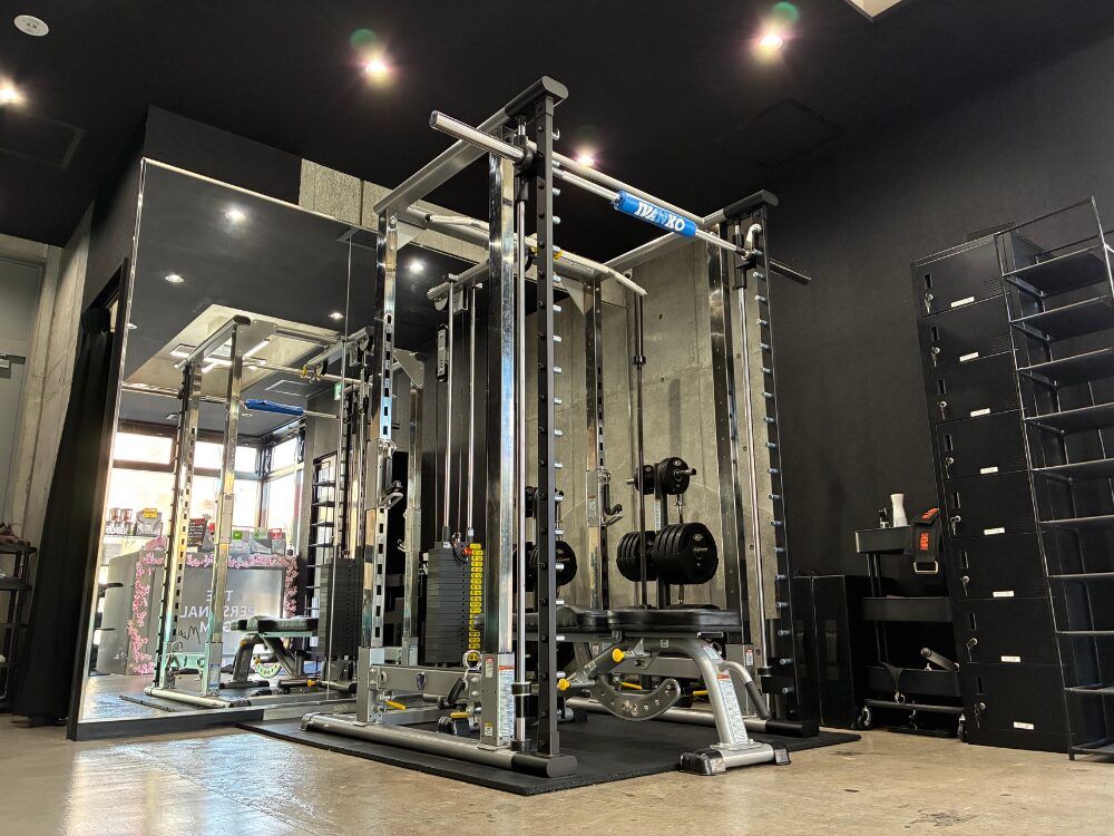 THE PERSONAL GYM(ザ パーソナルジム)三鷹店のトレーニングマシンをご 