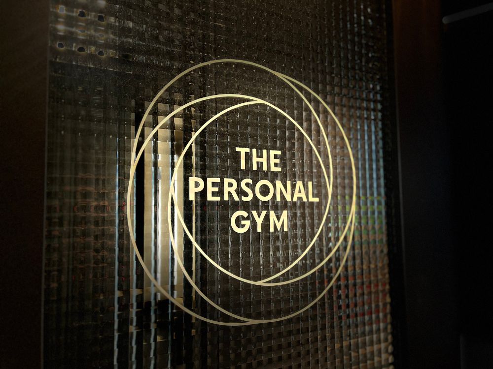 THE PERSONAL GYMのロゴ