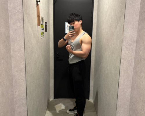 鈴木スタッフ写真詳細