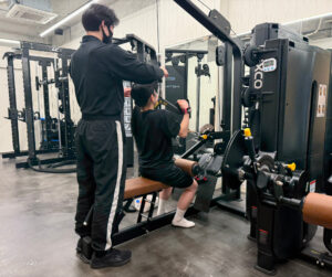 背中のトレーニング風景