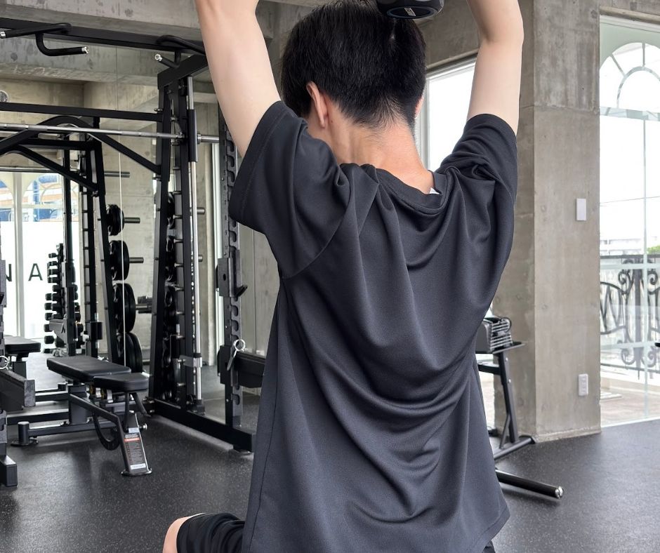 筋トレ未経験でもこんなに早く効果が出た事にびっくりしています！