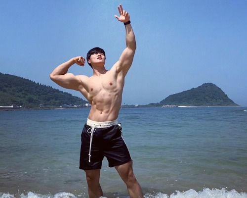 遠藤直樹＋