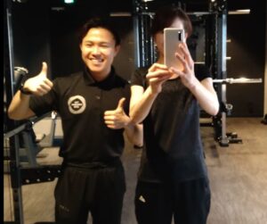 太田さんと福田トレーナーの画像