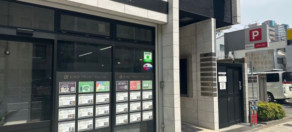 こちらのビル３階が当ジムになっております。
