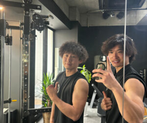 足立トレーナーとお客様