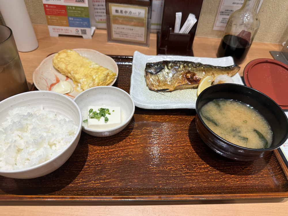 鯖定食の写真