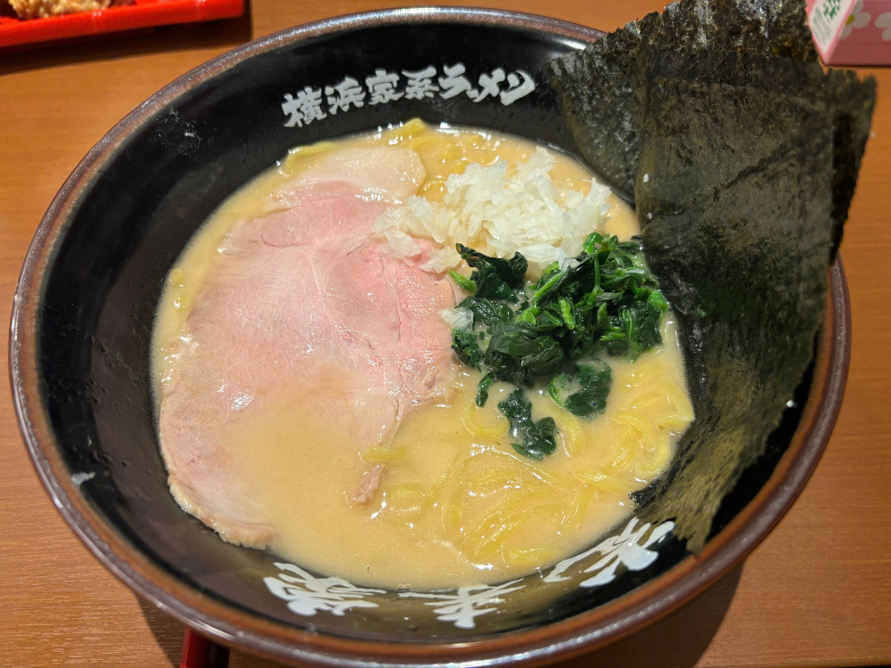家系ラーメン光来家