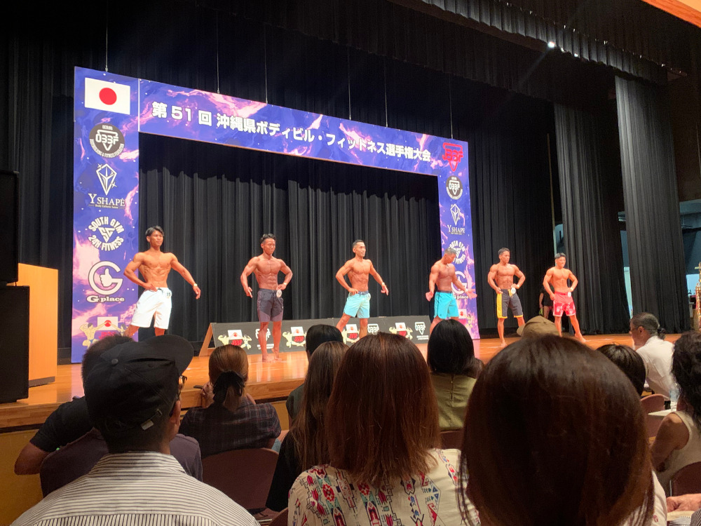 大栗トレーナーの勇姿