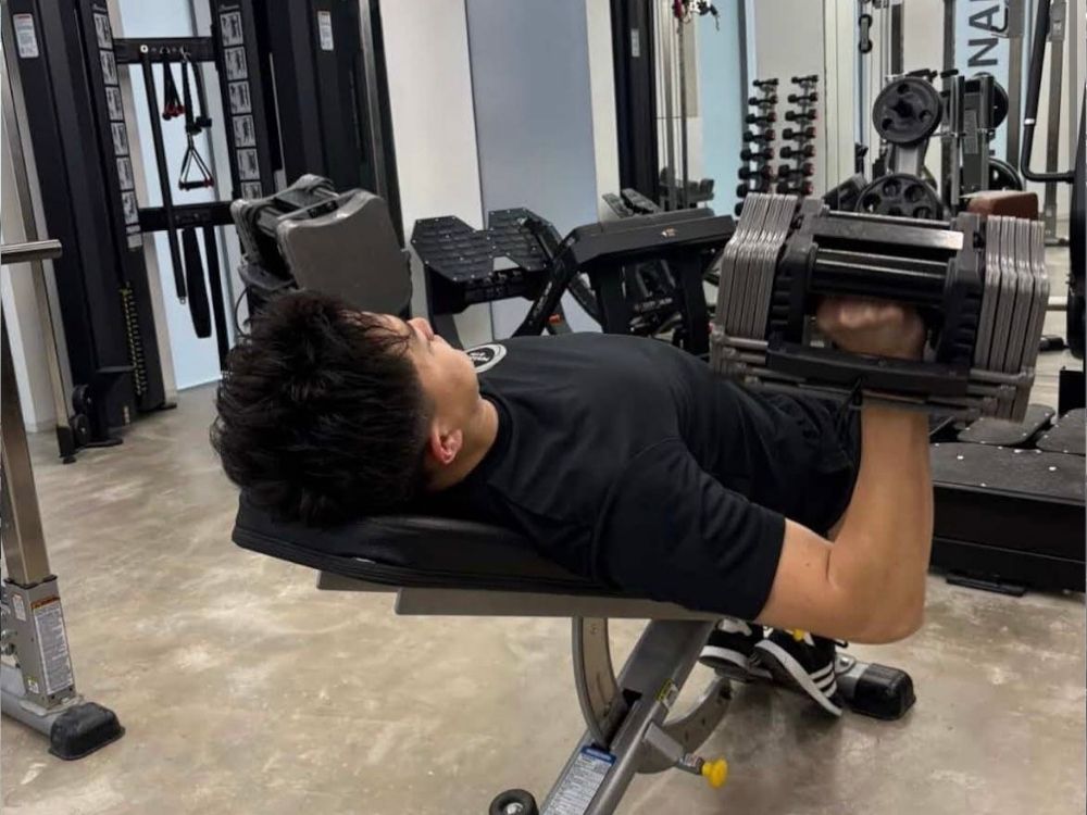 男性のお客様がトレーニングしている様子
