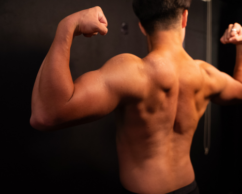 THE PERSONAL GYM麻布十番店トレーナー藤原瑞生のプロフィール画像②