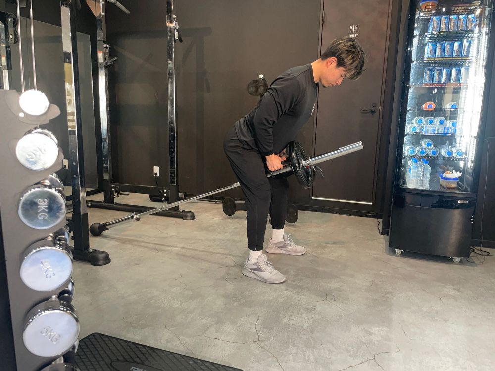 THE PERSONAL GYM（ザパーソナルジム）府中店Tバーローイング導入