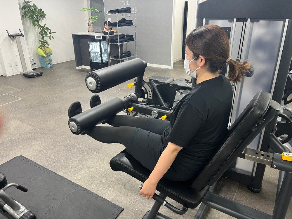 八王子　レッグエクステンション