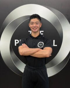 高宮トレーナ宣材写真