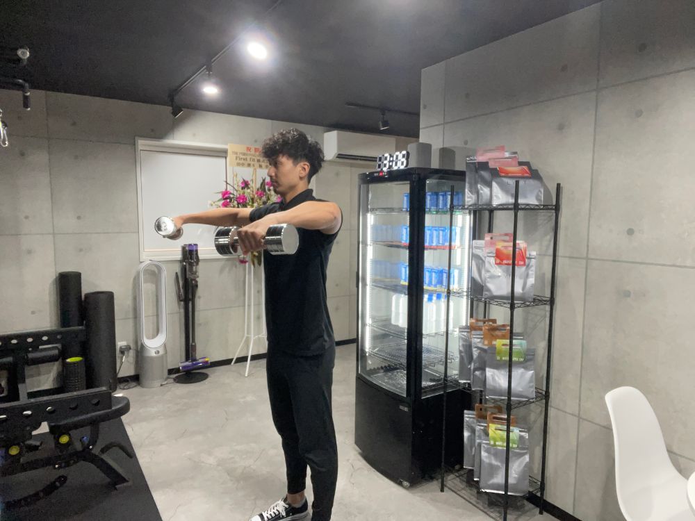 サイドレイズ画像