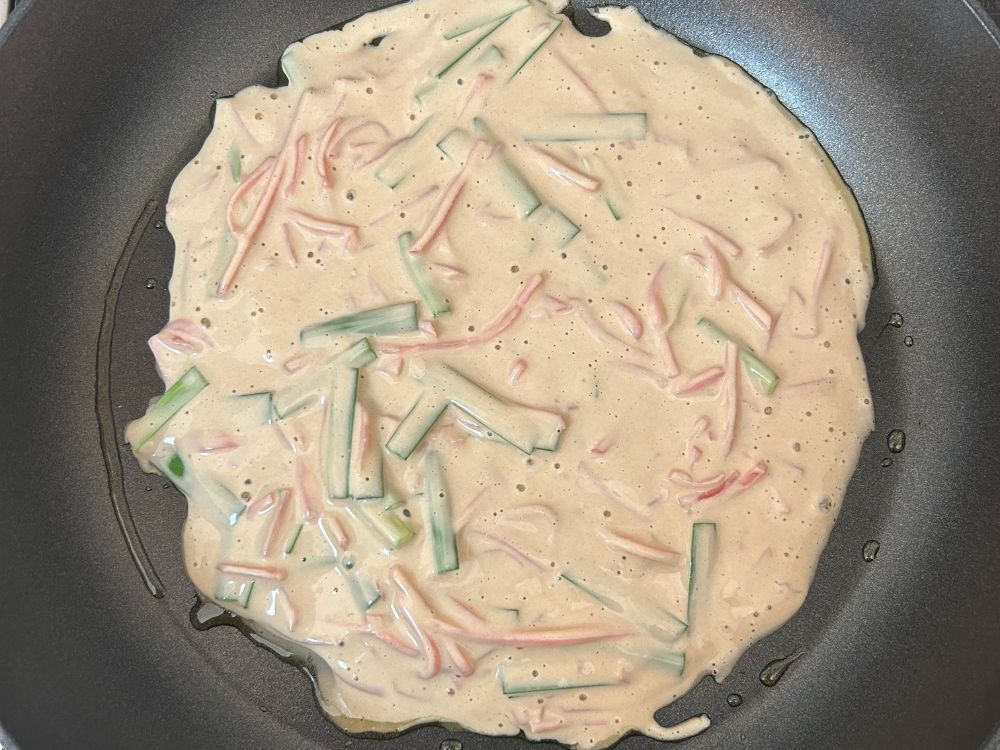 具材を焼いている写真