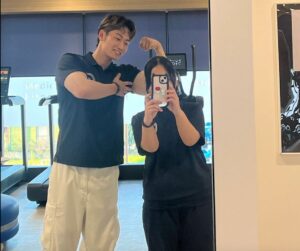 お客さんとの2ショット写真