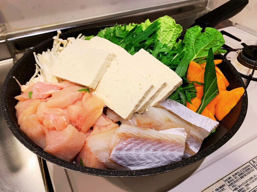 寄せ鍋　盛り付け　写真