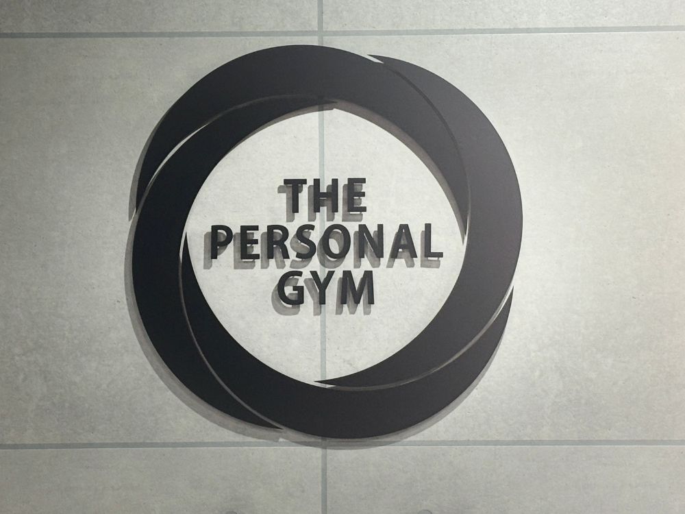 府中店ロゴ写真