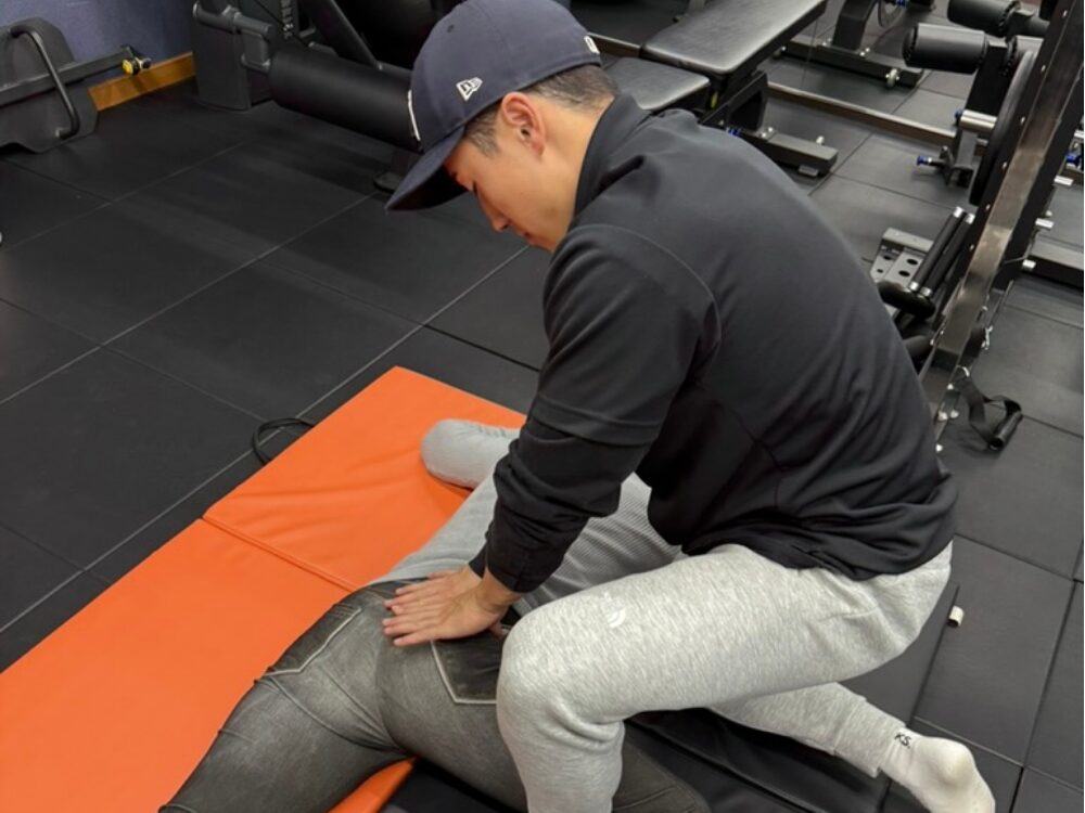 中島トレーナー施術