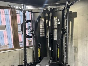 THE PERSONAL GYM (ザ パーソナル ジム)神戸三宮店のスミスマシン