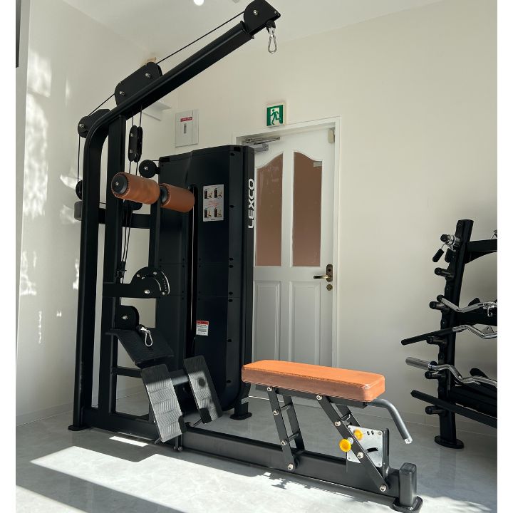 沖縄那覇店ラットプルダウン