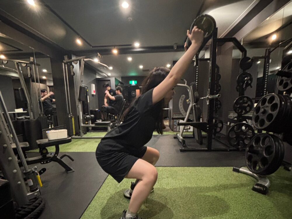 女性　スクワッド 綺麗な例