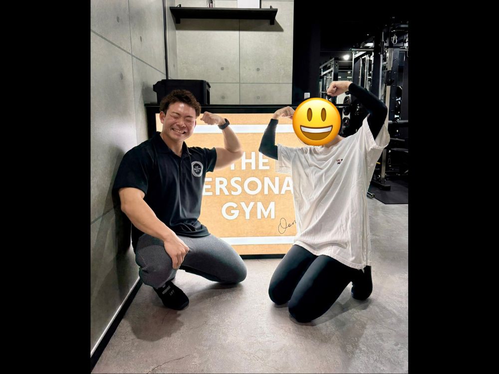 THE PERSONAL GYM大宮店でトレーニングを行う30代女性のセッション風景