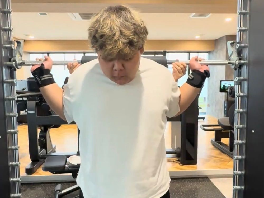 スクワットの写真