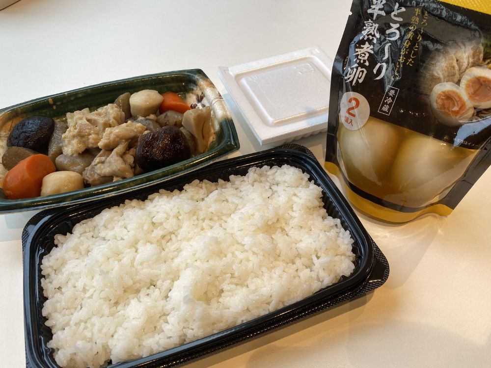 スーパーで揃うヘルシーご飯画像