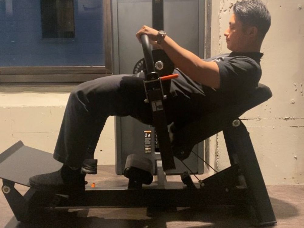 ヒップスラスト画像