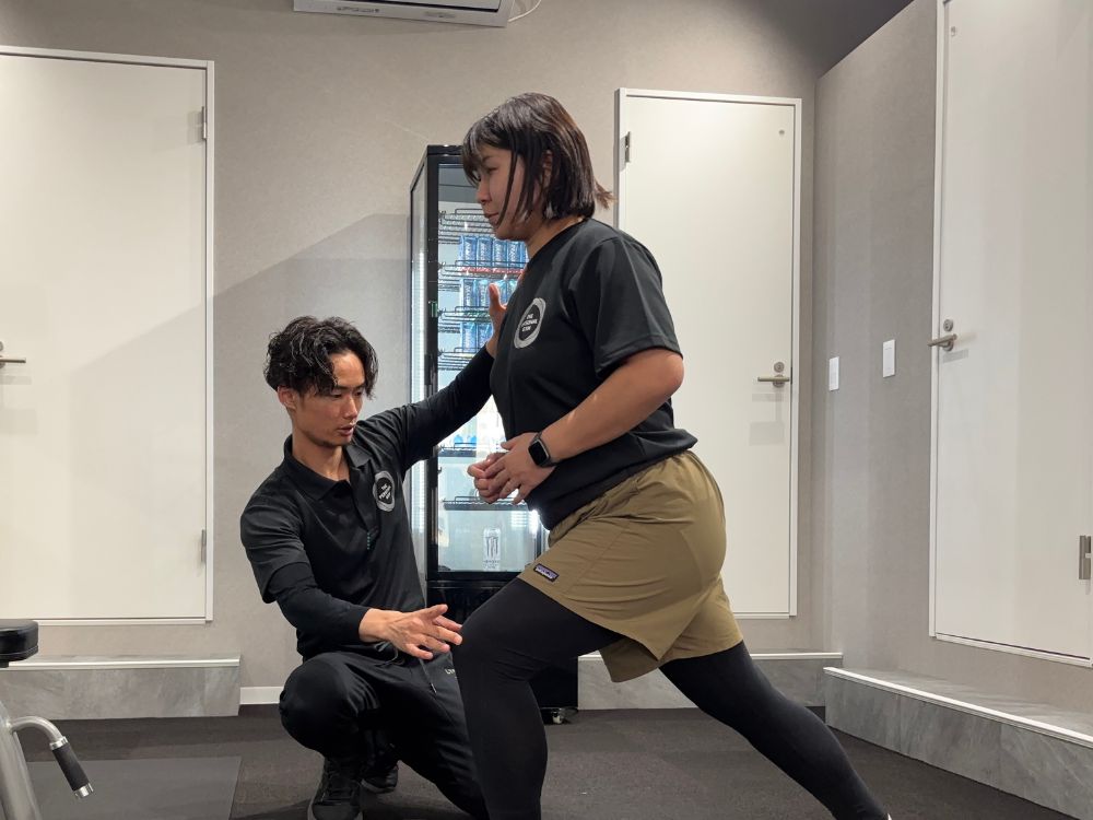 お客様のスプリットスクワット風景