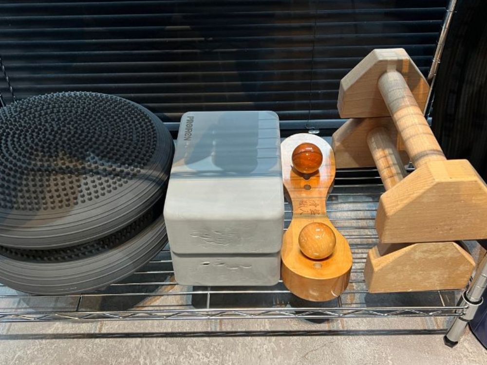 THE PERSONAL GYM門前仲町店のストレッチ・バランストレーニング用器具