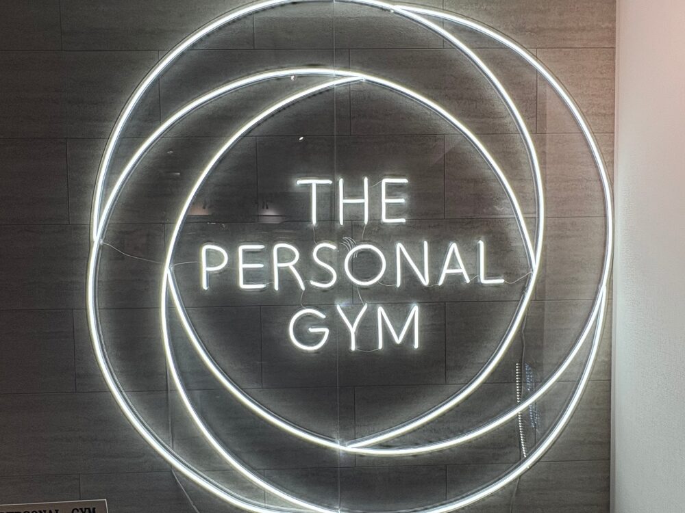 THE PERSONAL GYMのロゴ