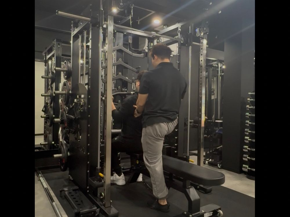 大宮でパーソナルジム選びに悩む方へ、後悔しないための判断ポイントを解説するイメージ画像