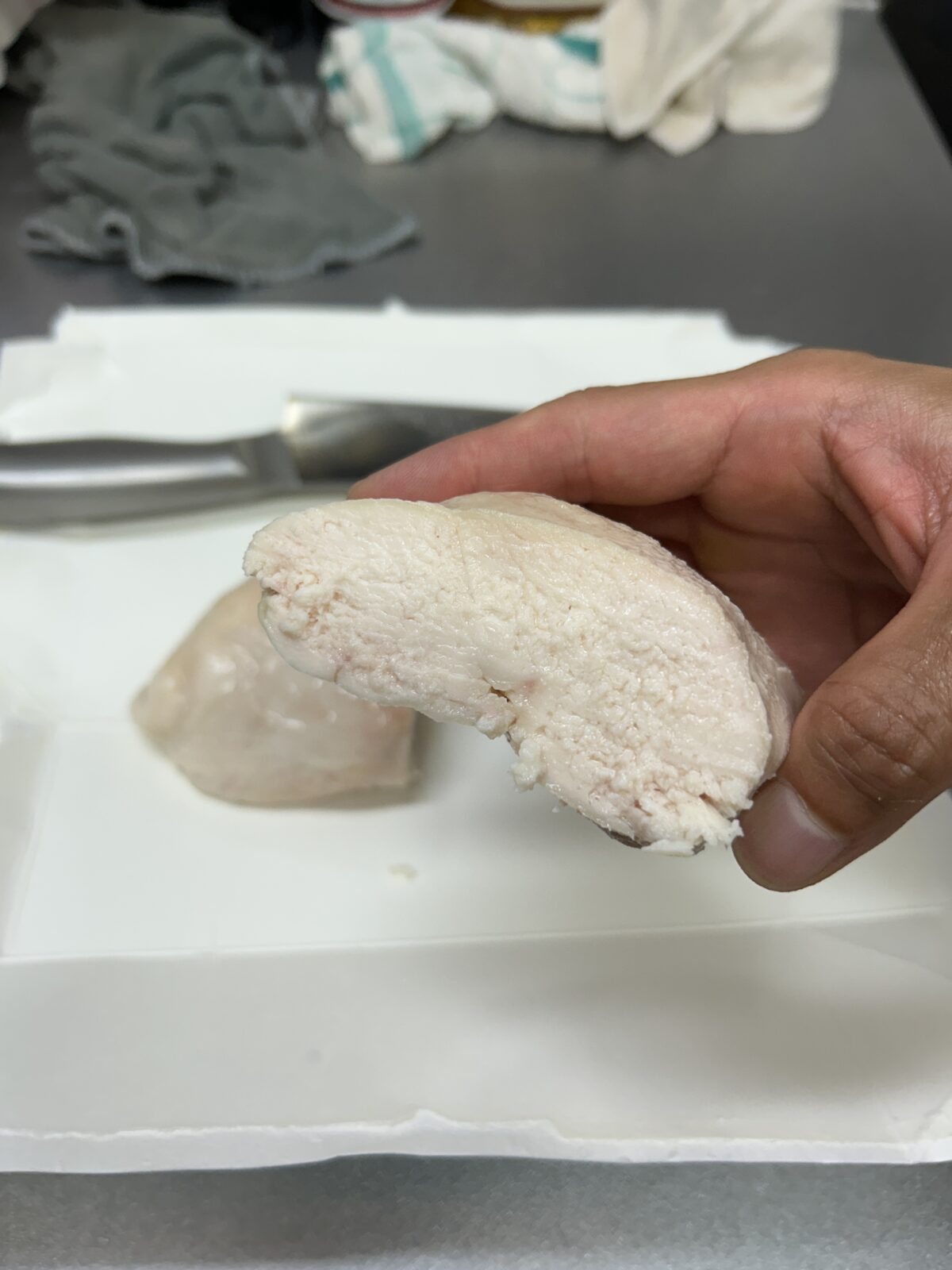 沖縄那覇店鶏ハム断面
