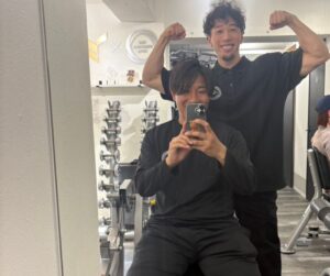 トレーナーとお客様の写真