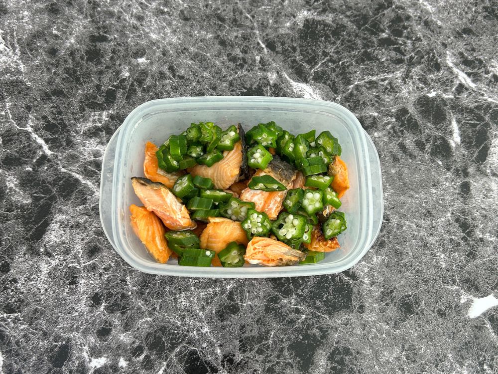沖縄那覇減量食シャケ画像
