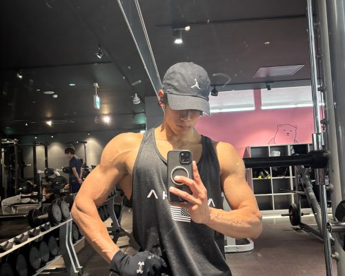 山崎和人_スタッフ画像_詳細写真②