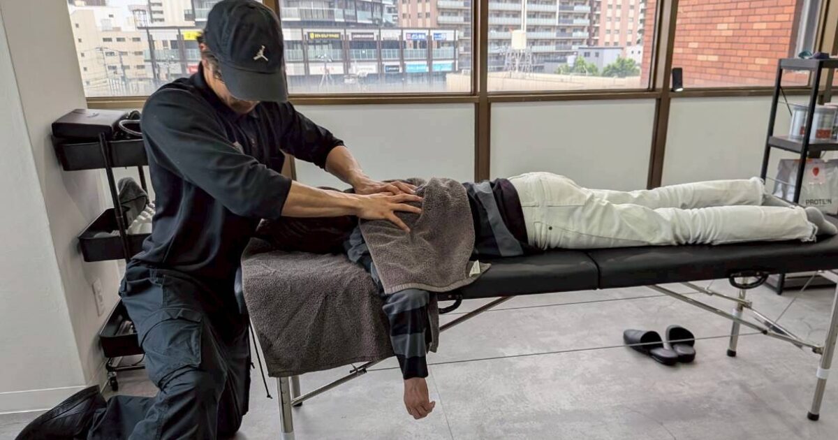 肩こり・腰痛が気になる方へ。今日から始めたいストレッチ習慣