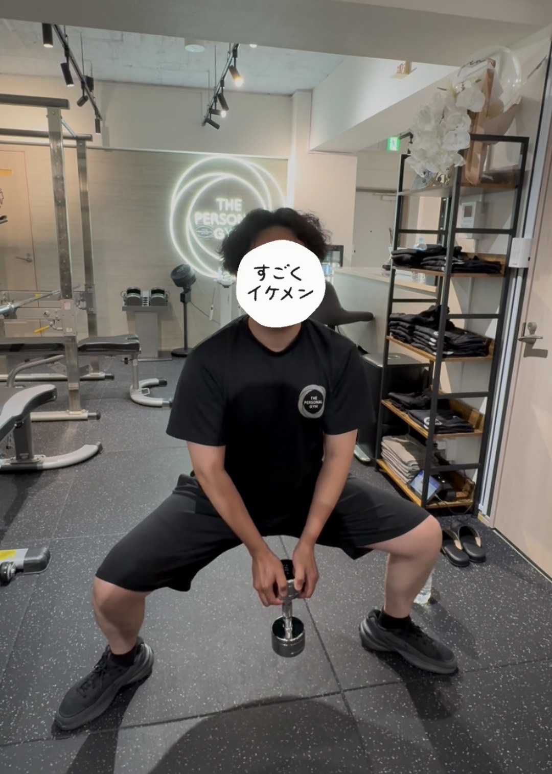ダンベルワイドスクワット