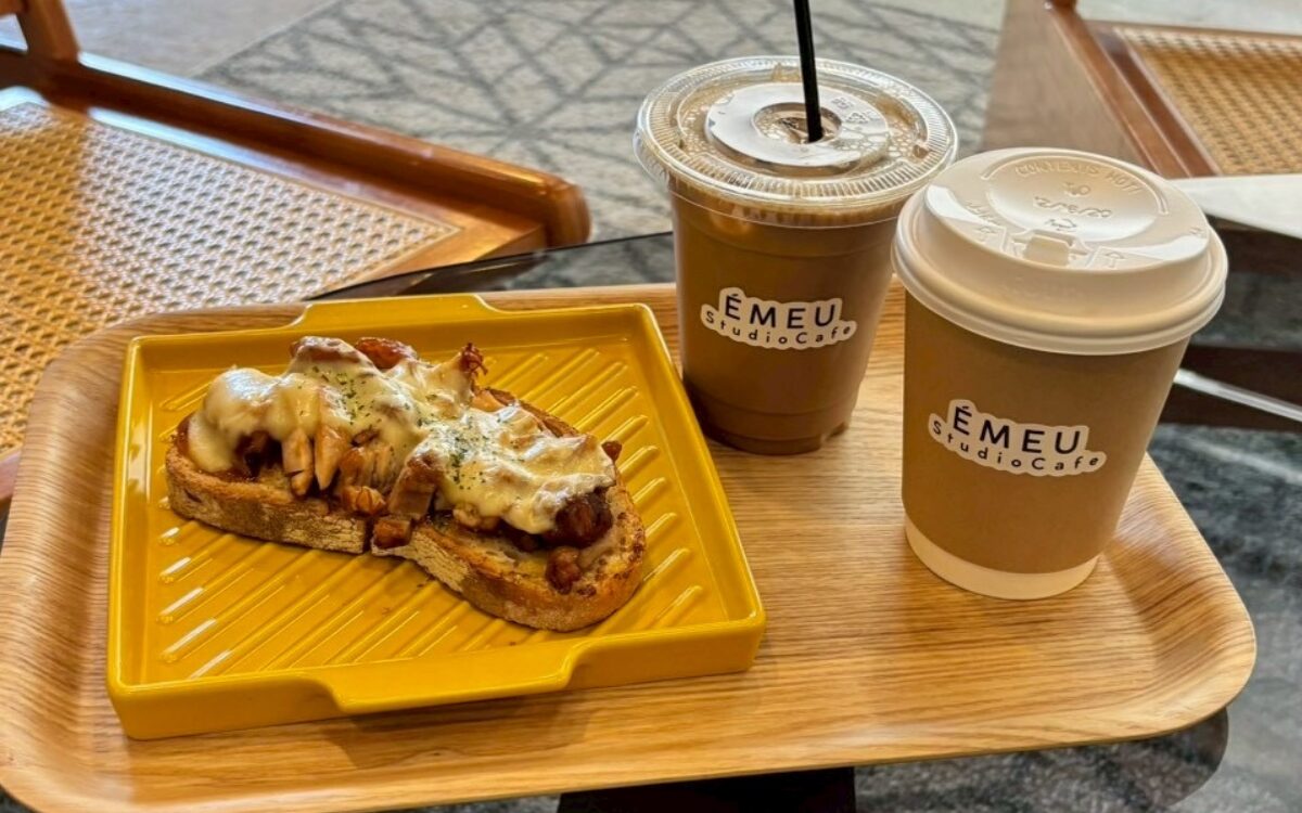 朝食