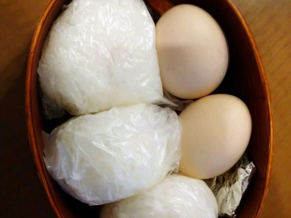 おにぎり ゆで卵