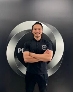 トレーナー小川の写真