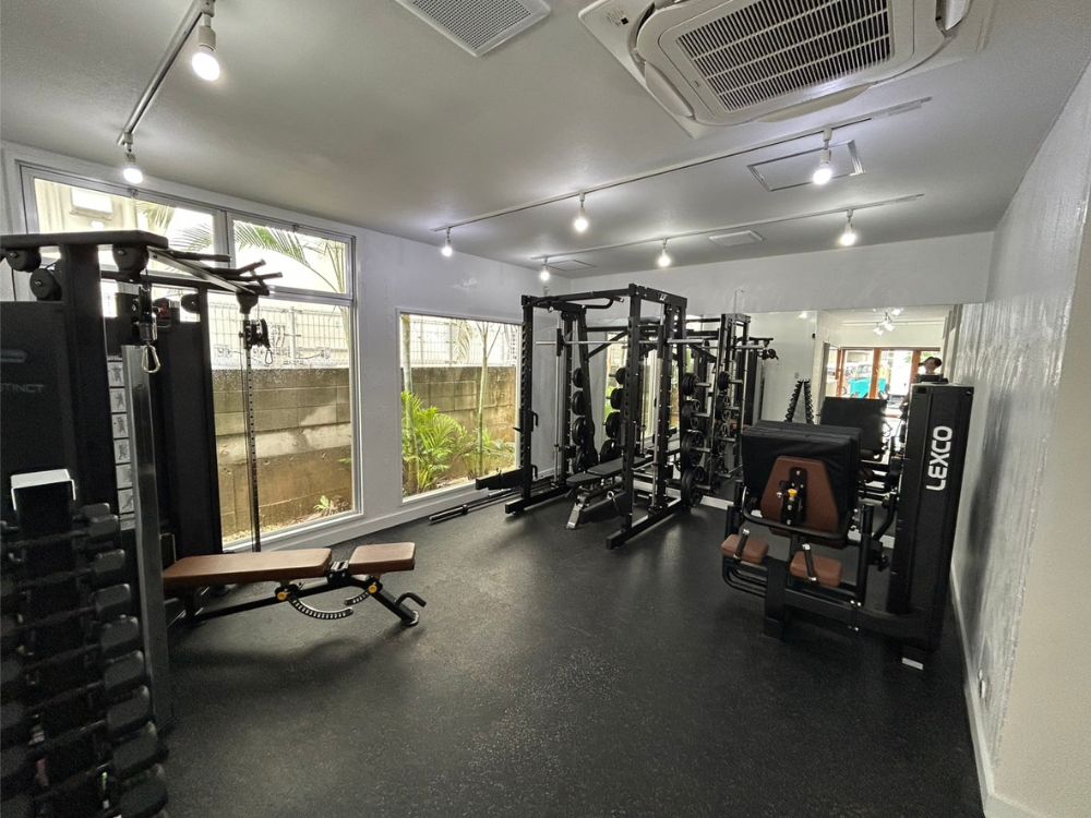 THE PERSONAL GYM沖縄那覇店内観