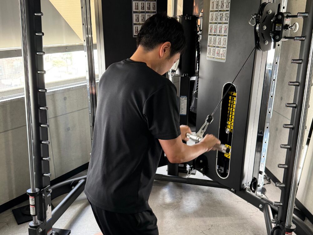 THE PERSONAL GYM (ザ パーソナル ジム)国分寺店のお客様のトレーニング風景