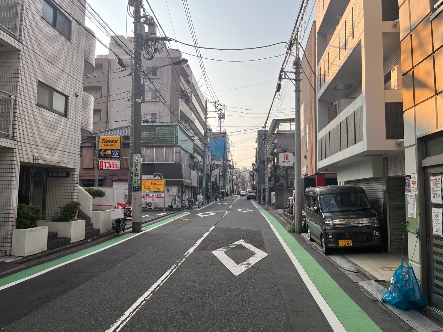 旧中山道を約290mほど直進します。