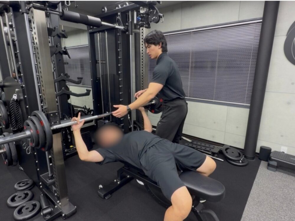 高槻お客様のトレーニング写真①