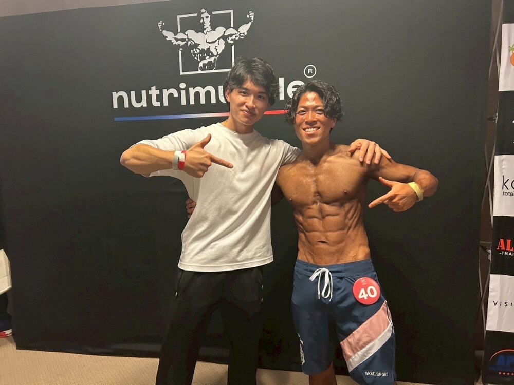足立トレーナーとお客様のツーショット