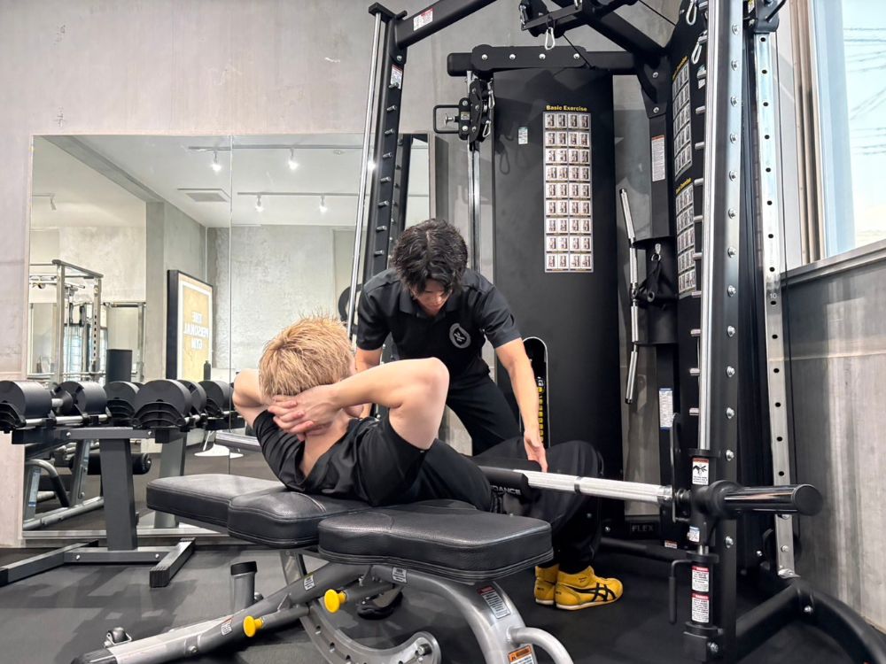 セッション中の伊藤トレーナー
